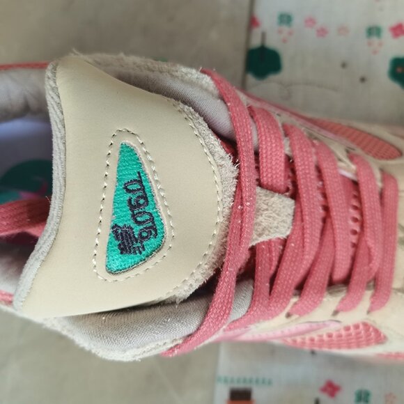 Beige Pink New Balance NB 9060 Sneakers - Picture 5 of 9